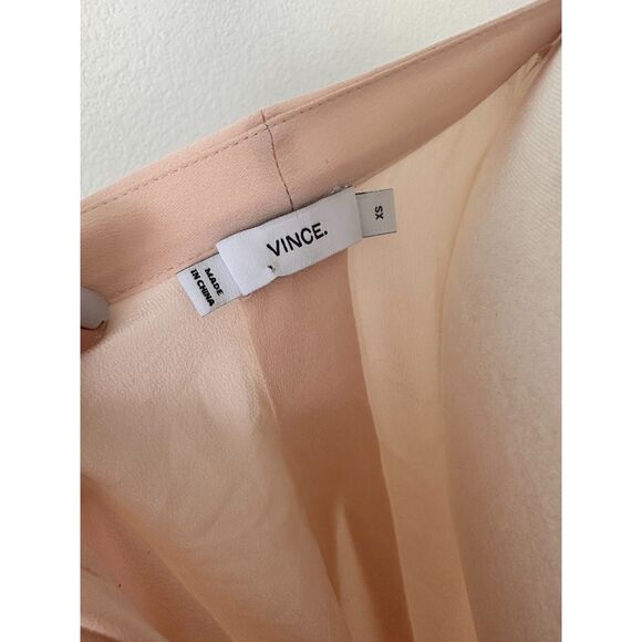 Vince Silk Light Pink Button Down V Neck Long Sleeve Top Size XS - Picture 7 of 8
